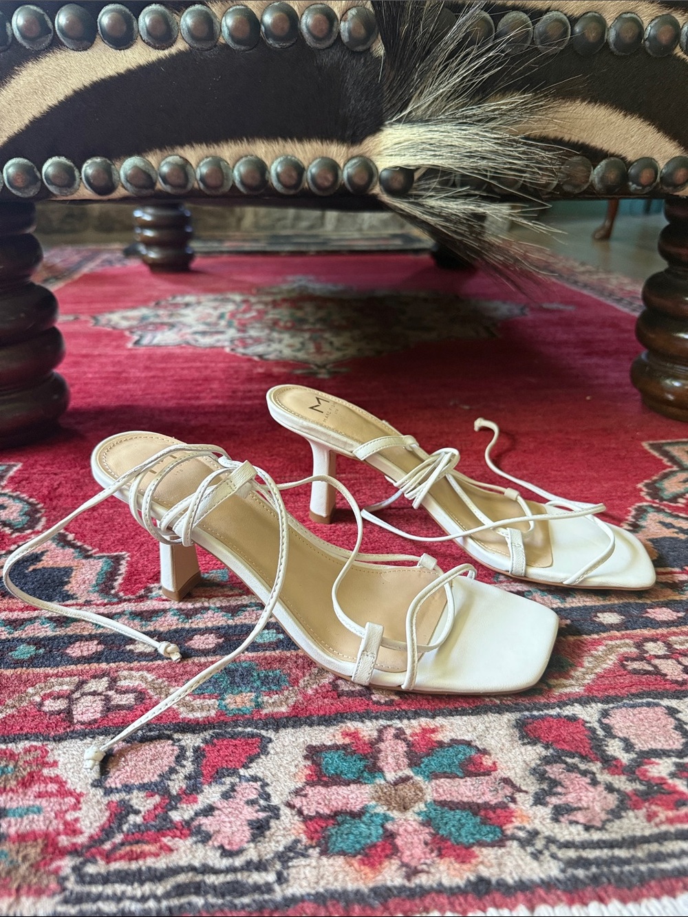 Marc Fisher Strappy Kitten Heel Sandals in Cream Ivory White Leather (US 8.5)